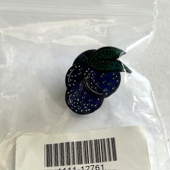 Boston Scally Co. The Sugar Plums Hat Pin Christmas Purple Rubber Backed Enamel - Picture 2 of 3